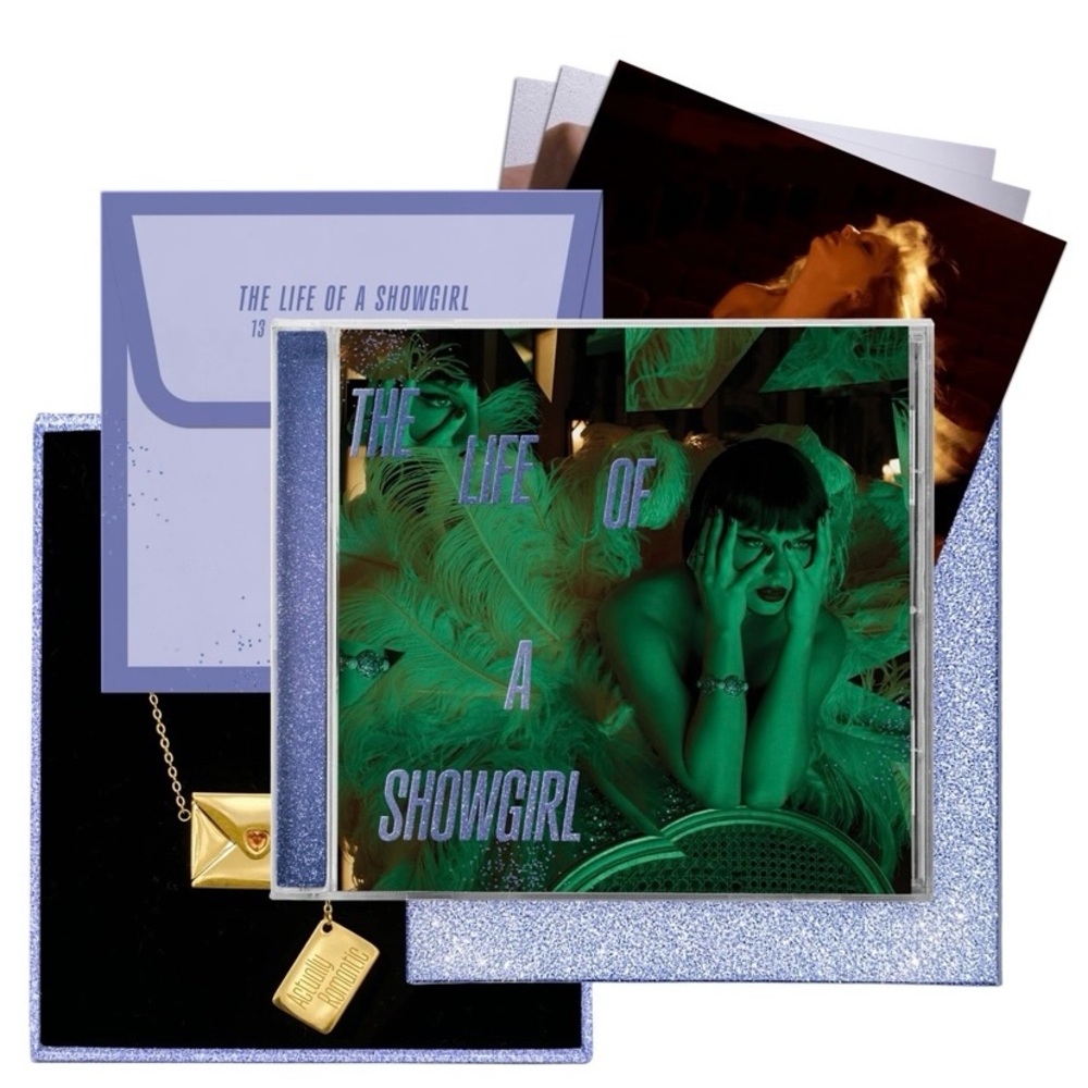 Taylor Swift Deluxe CD Box Set “It’s Rapturous”